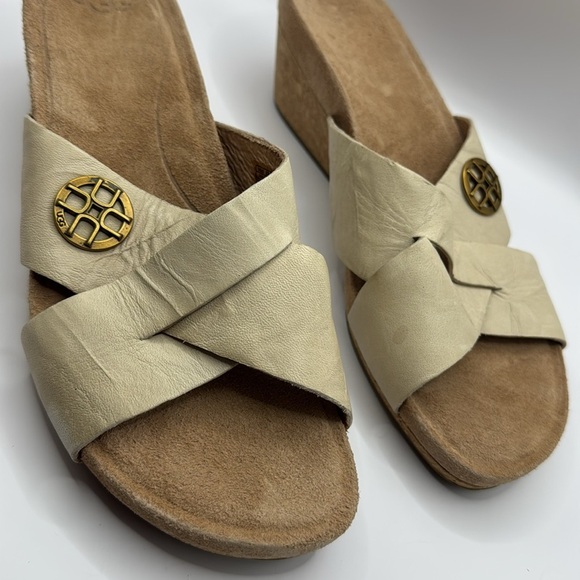 NWOB UGG Women's Lyra Wedge Sandal Size 8 - Picture 8 of 14